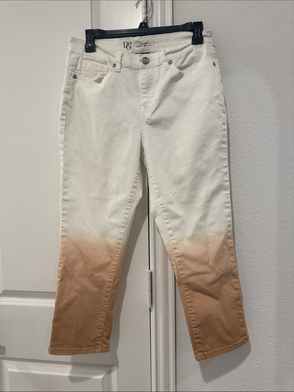 DG2 by Diane Gilman White to Tan Ombre Ankle Jeans